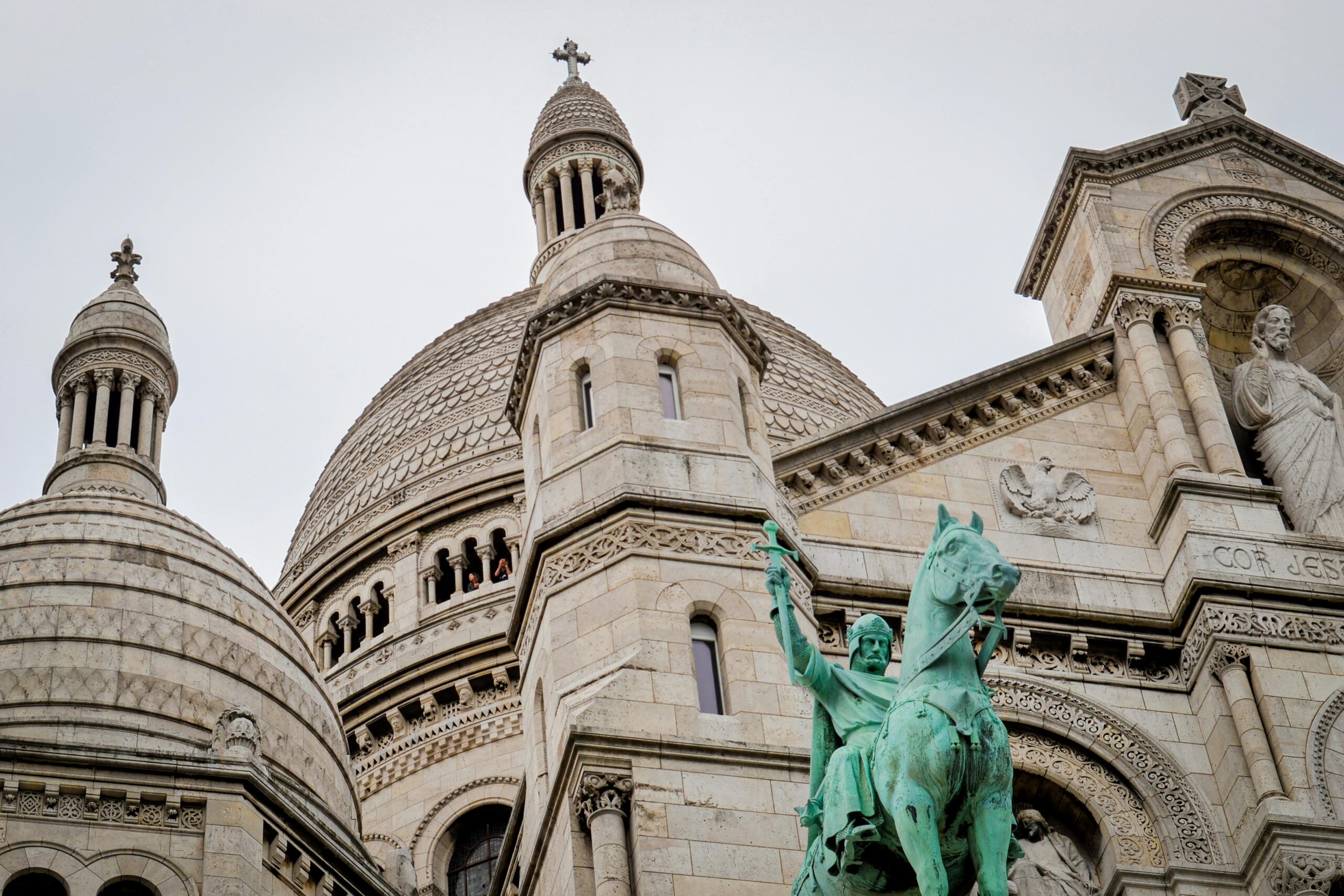 Majestic view of the iconic Sacre-Cœur Basilica in Paris, showcasing its striking architecture.
